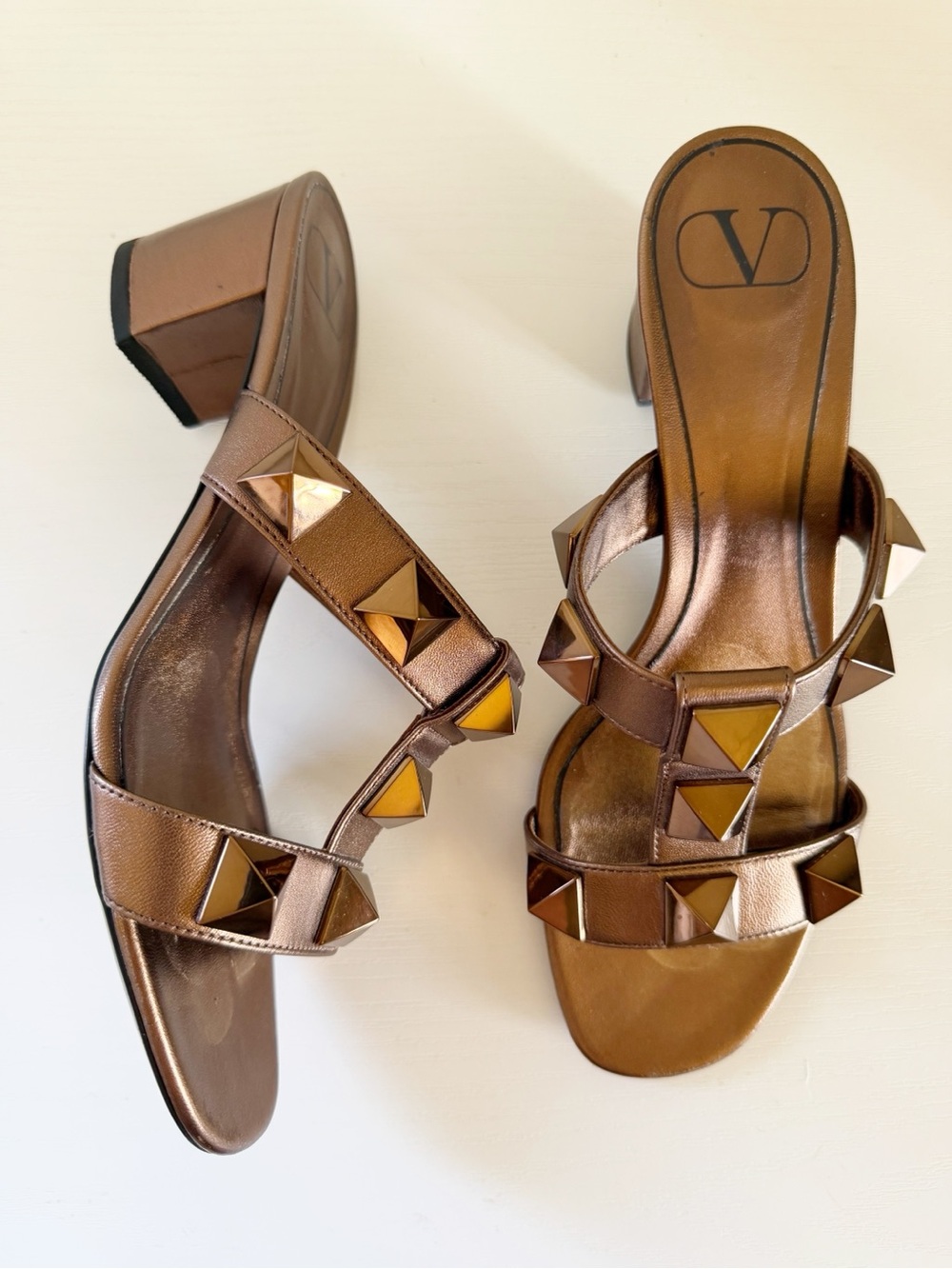 Valentino Garavani Roman Stud Bronze Metallic Sandal Heels Strappy Size EU 38